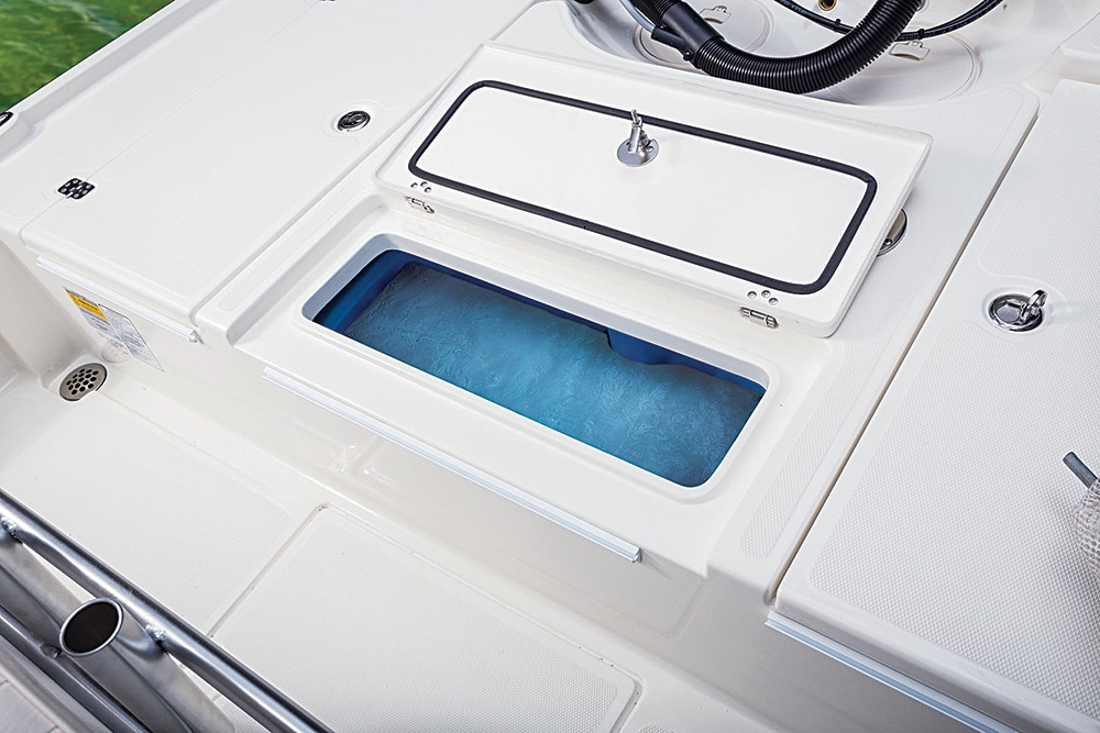 _2013-mako_1912013-inshore-boats_1942013-21-lts_3641-features-options_1327196-m21lts_fa04_13.jpg