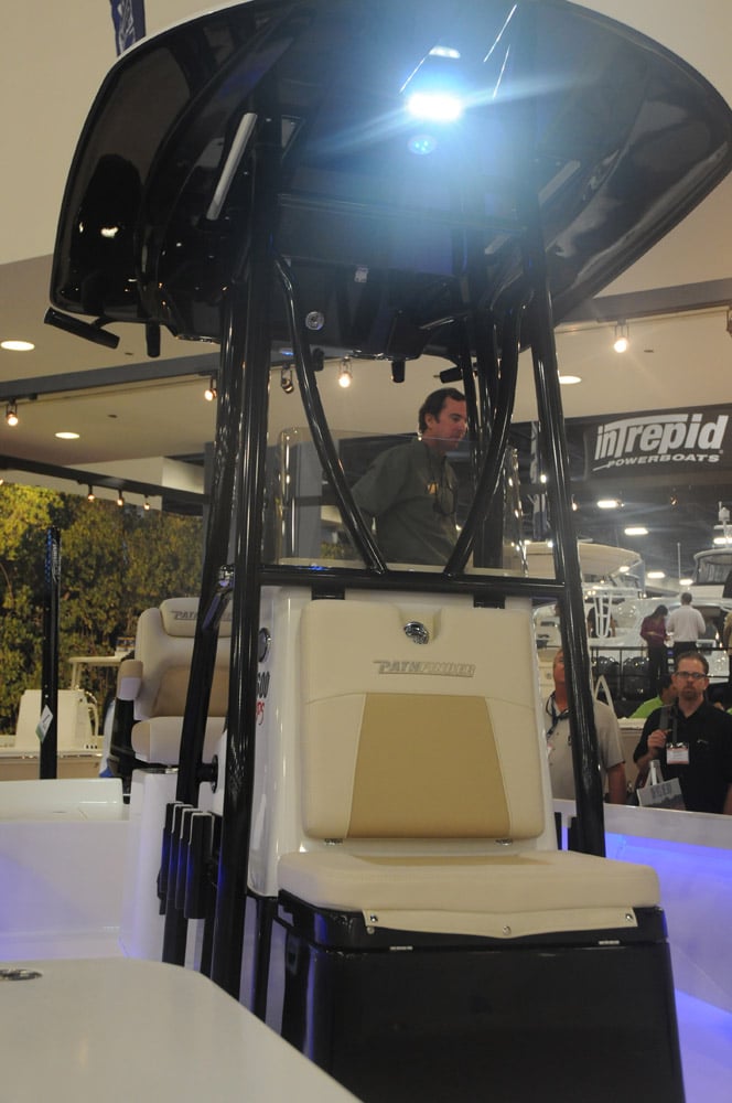 miami-boat-show-2013-inshore-08.jpg