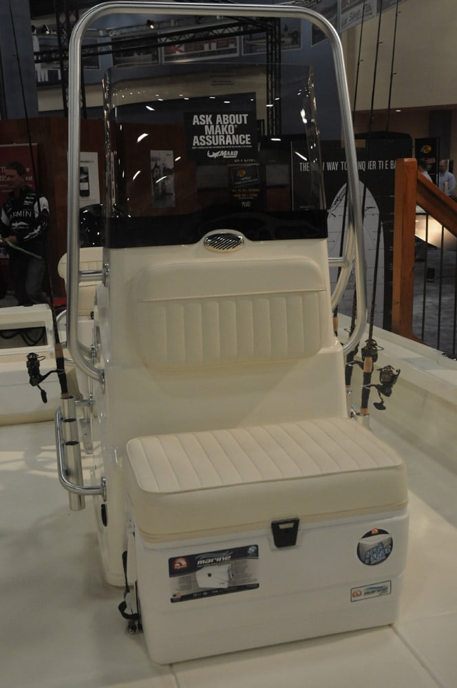 miami-boat-show-2013-inshore-37.jpg