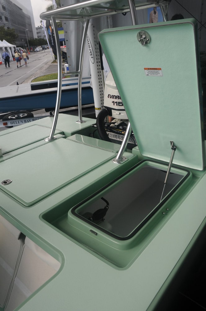 miami-boat-show-2013-inshore-46.jpg