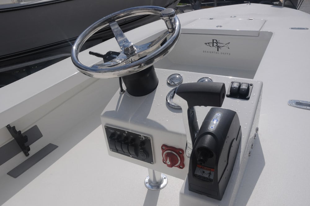 miami-boat-show-2013-inshore-54.jpg