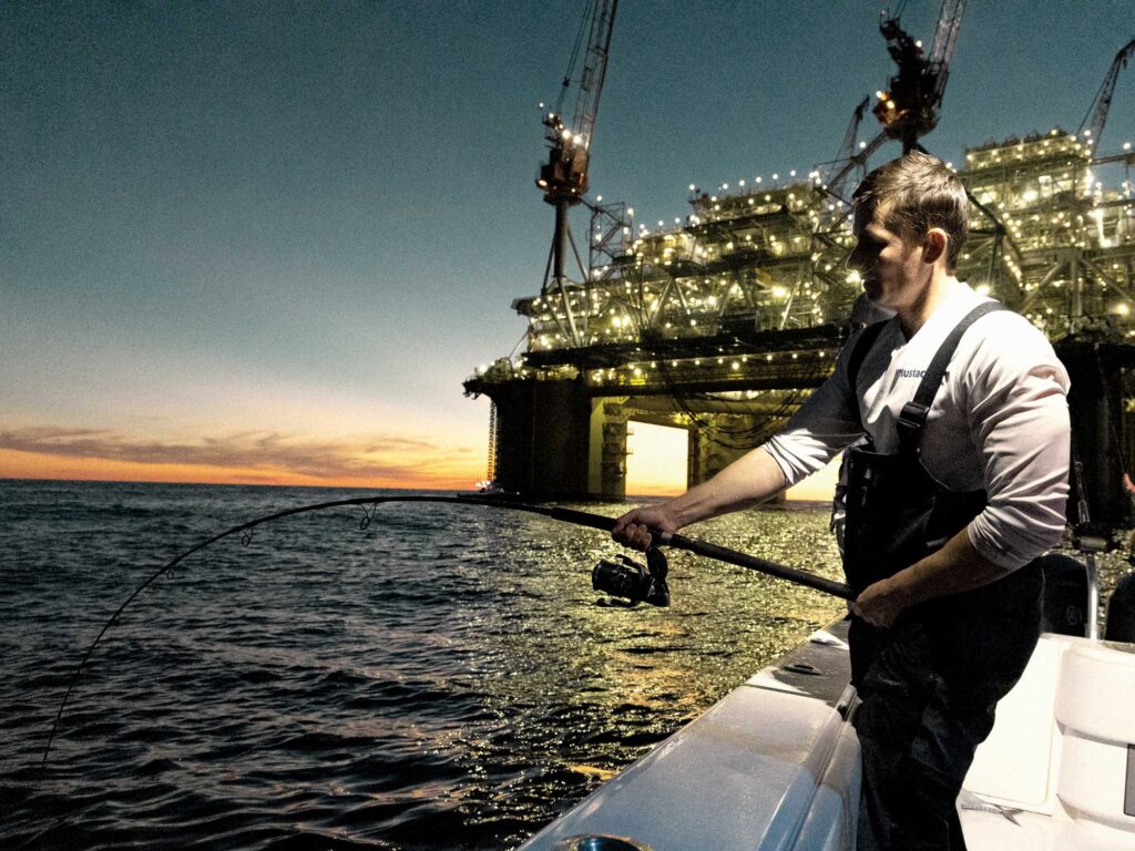 Tuna fishing around a platform