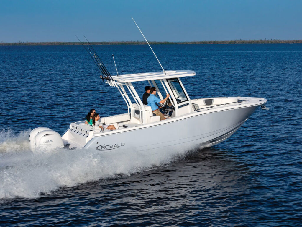 Robalo R270