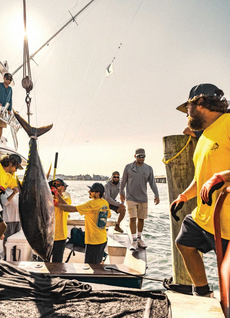 Huge tournament-winning tuna
