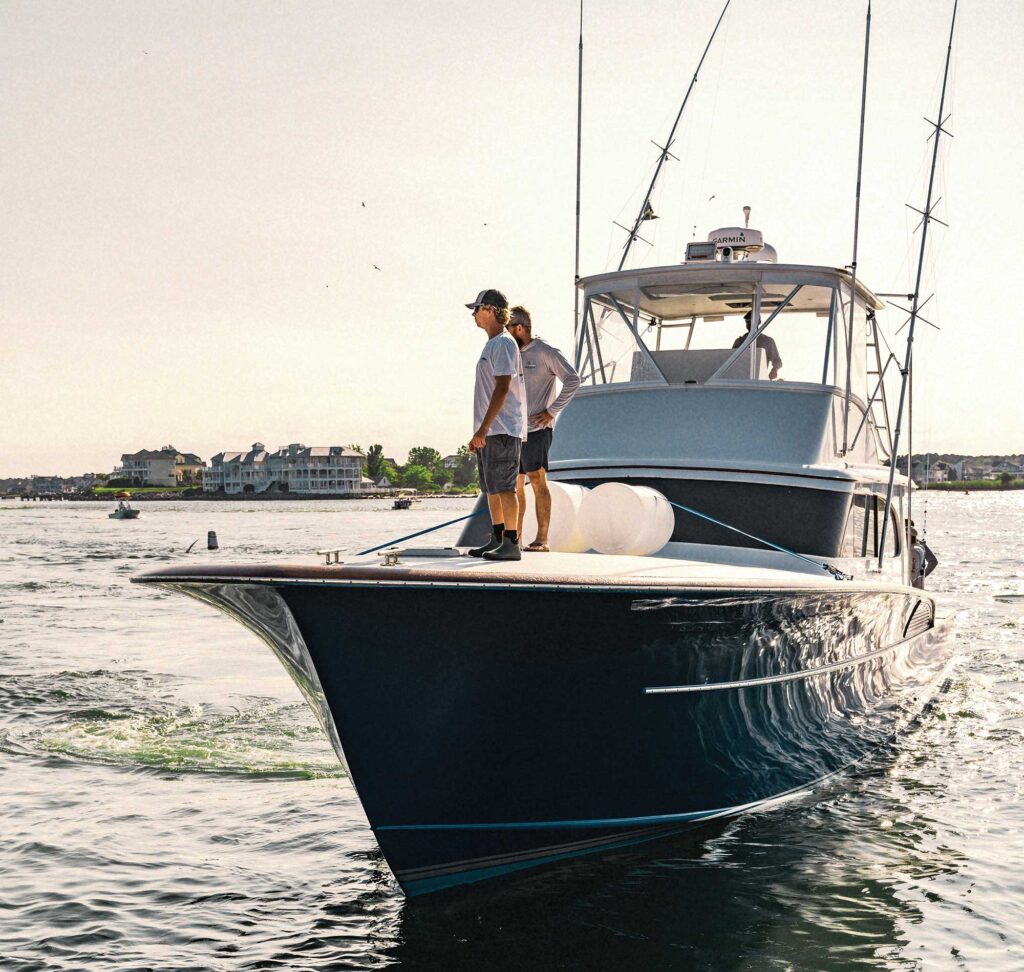 Boat pulling up to the scale