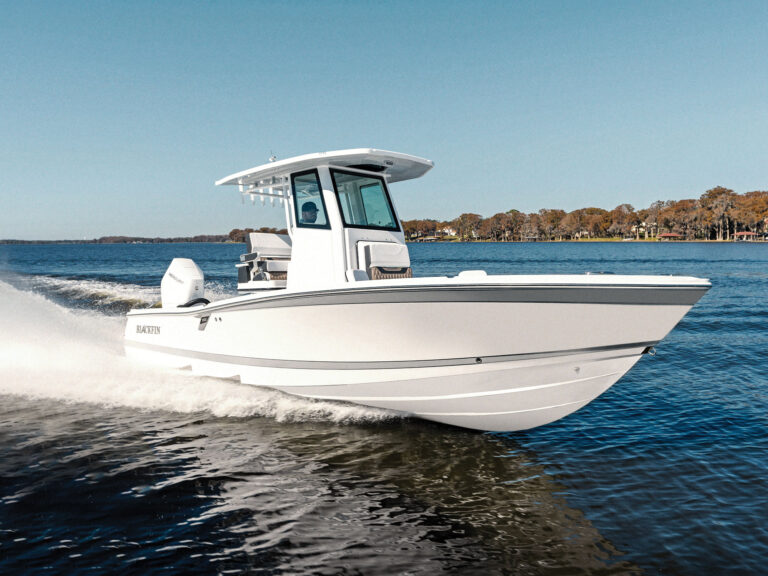 Blackfin 262 HB running